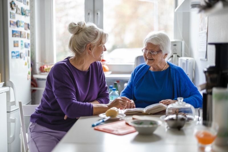 How Alzheimer’s Disease Can Affect a Senior’s Finances